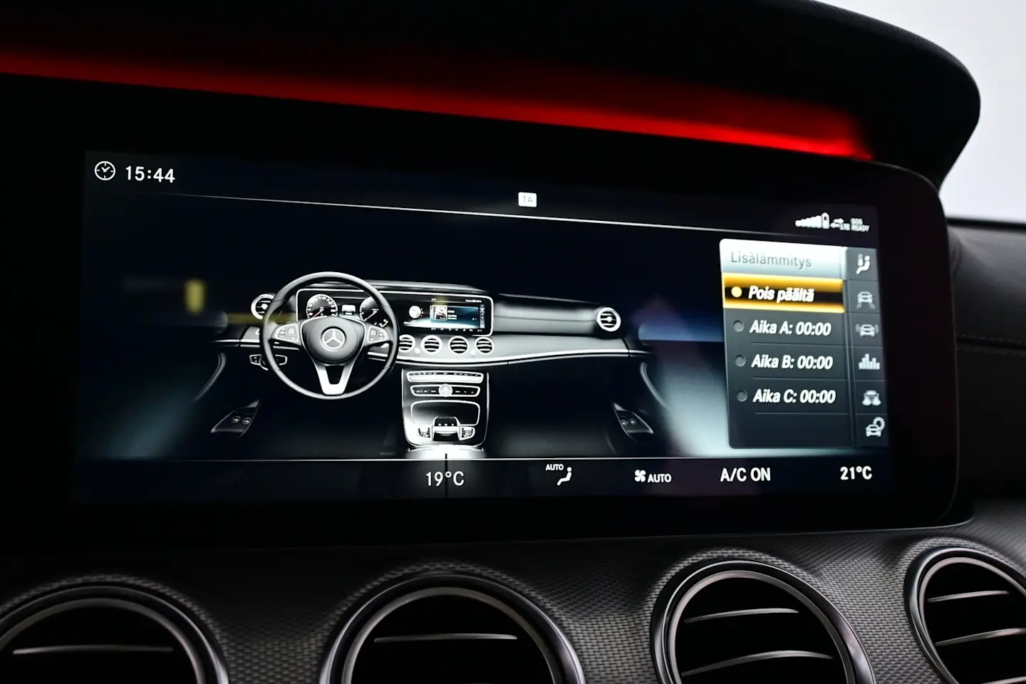 Car Image - 2F7RcurpM45RCFkMB1XRli