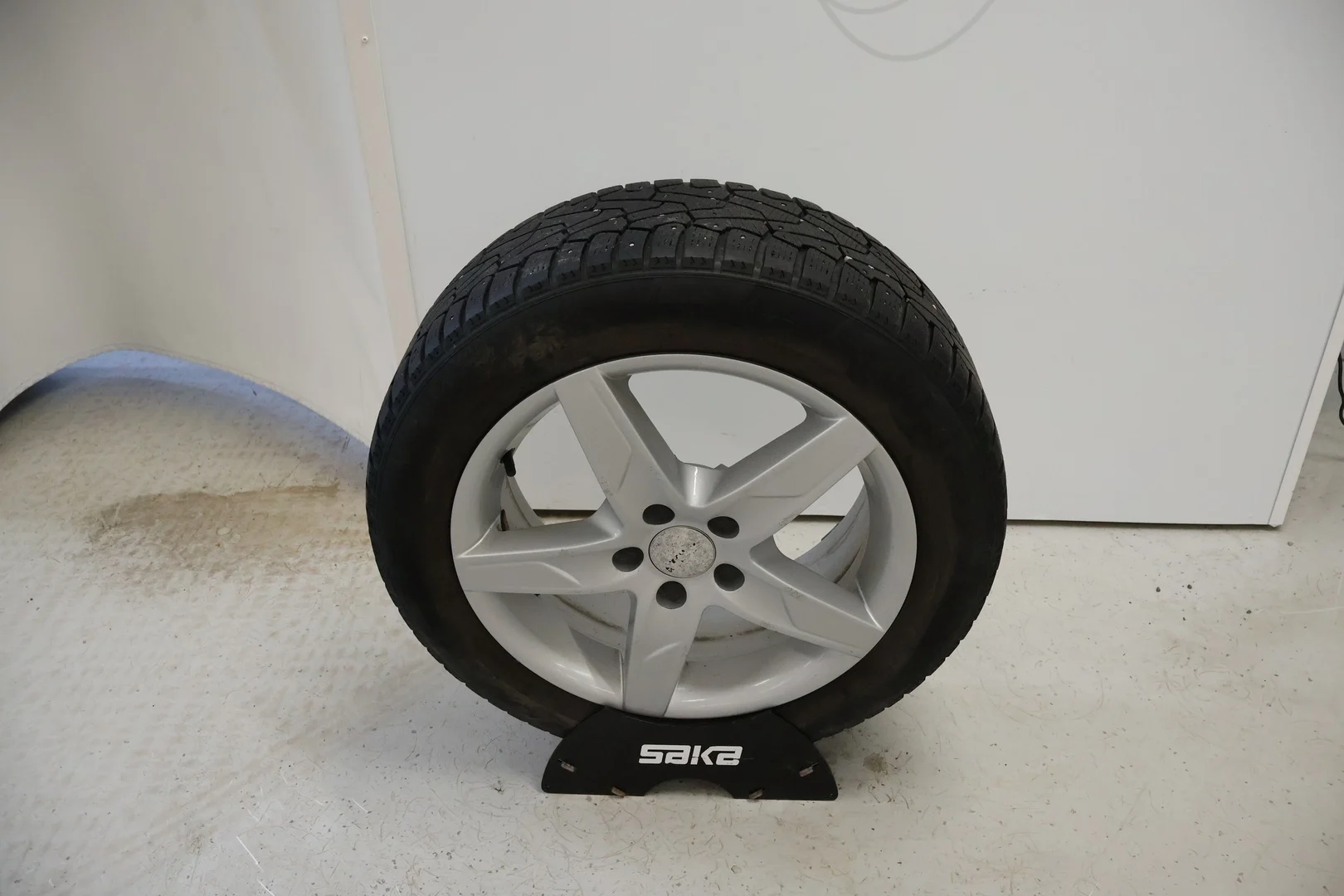 Car Image - 7DQP6AqYNImZzlDm31n17b