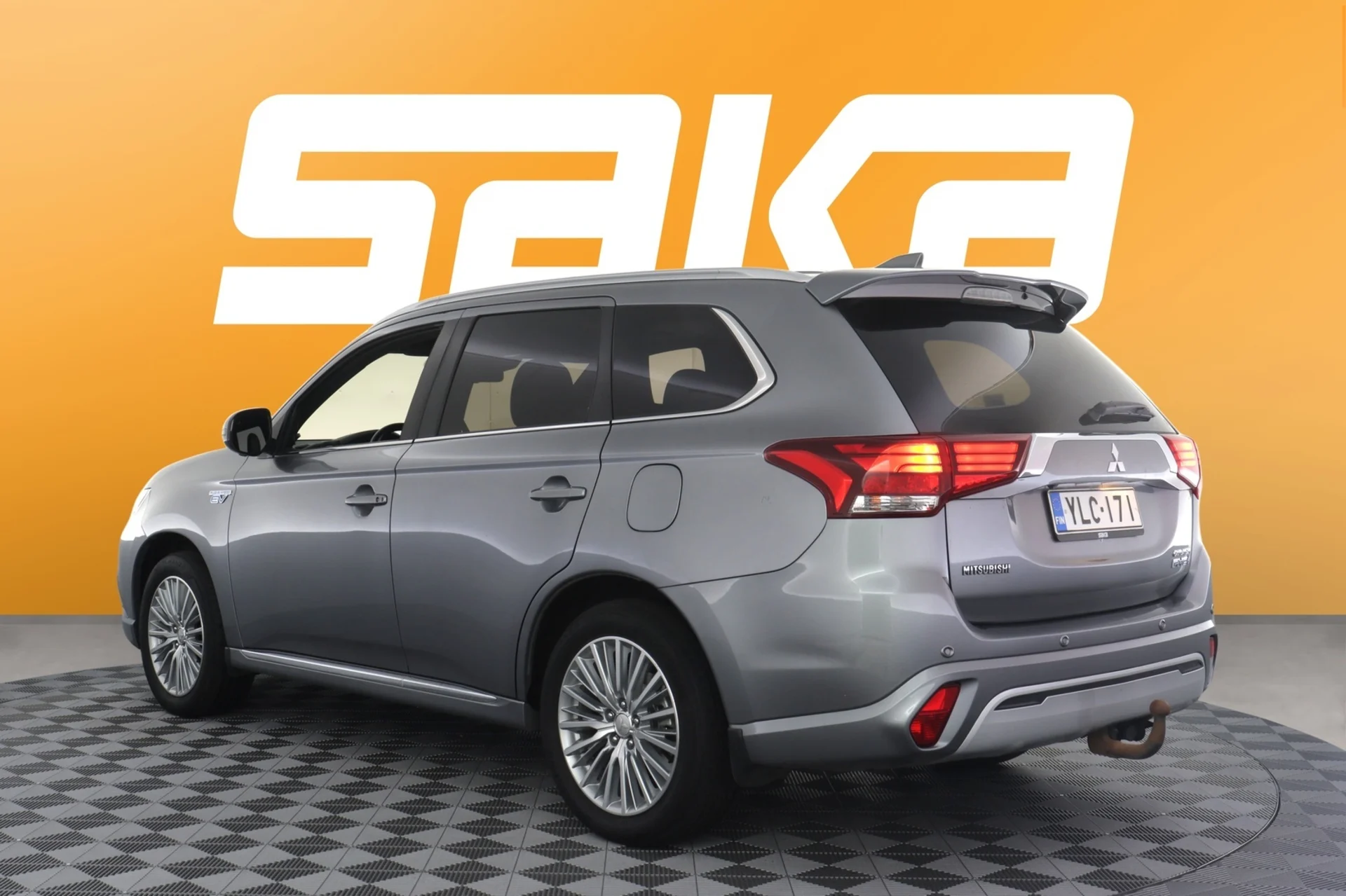 Car Image - 7HKvvT1TRC3IeInRk1IbCg