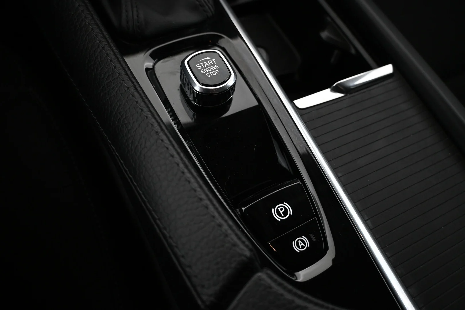 Car Image - QsSh8FzczwS7TLprwT9XR