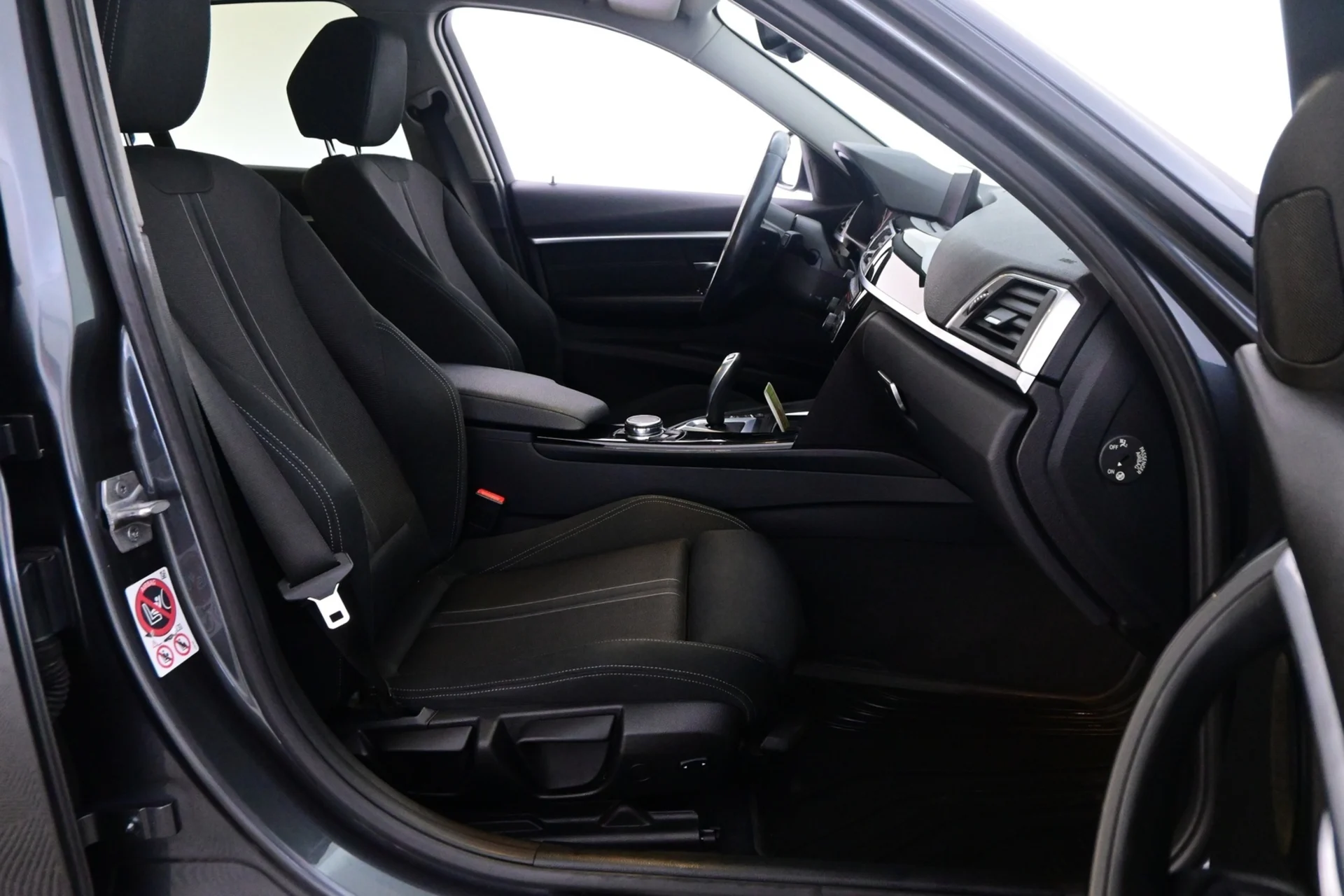 Car Image - 4gfc3MnPxVkn9J6KzkxjTa