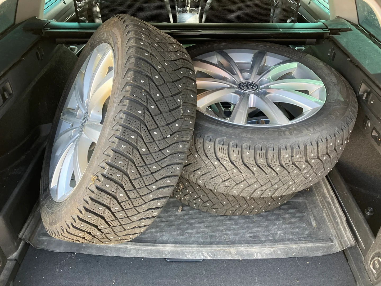 Car Image - 3D315x0xVUS9gZc26x3CXW