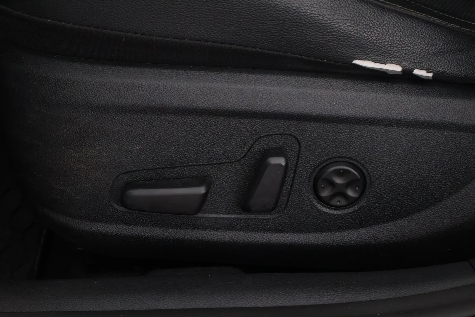 Car Image - 27kpfrU6fHexHUWSRUHzrJ