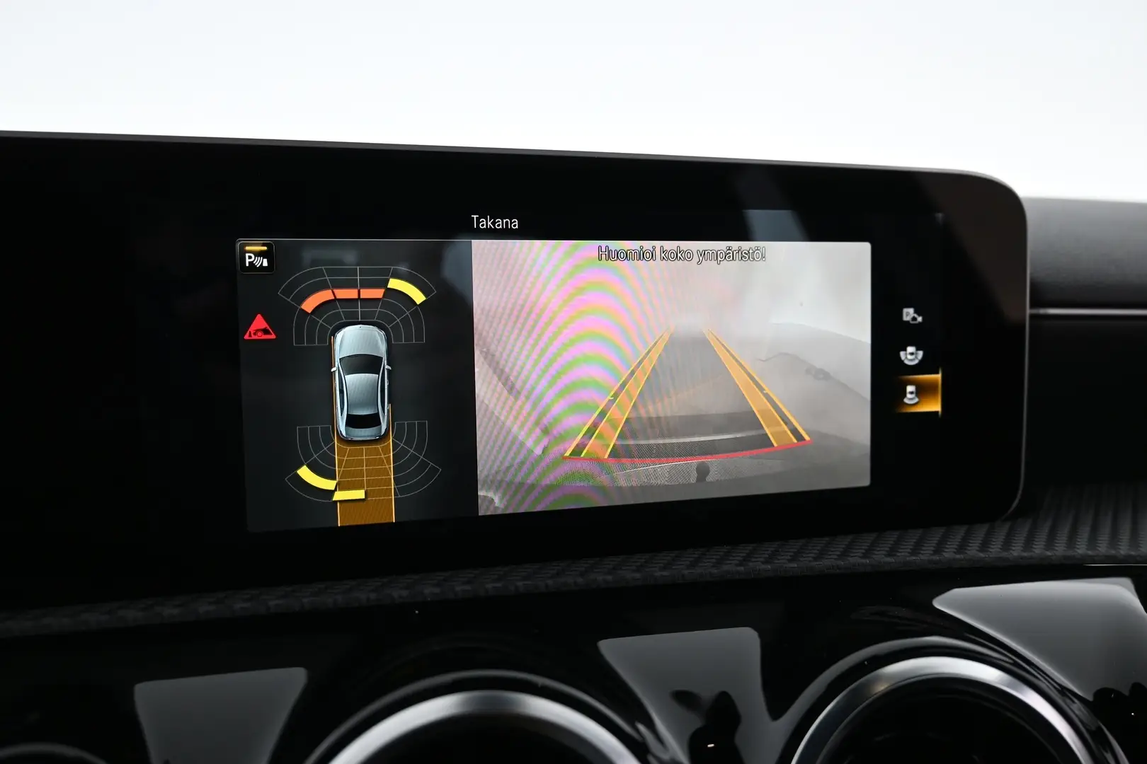 Car Image - 2oSxwDPMcXsTfHhdlvKirn