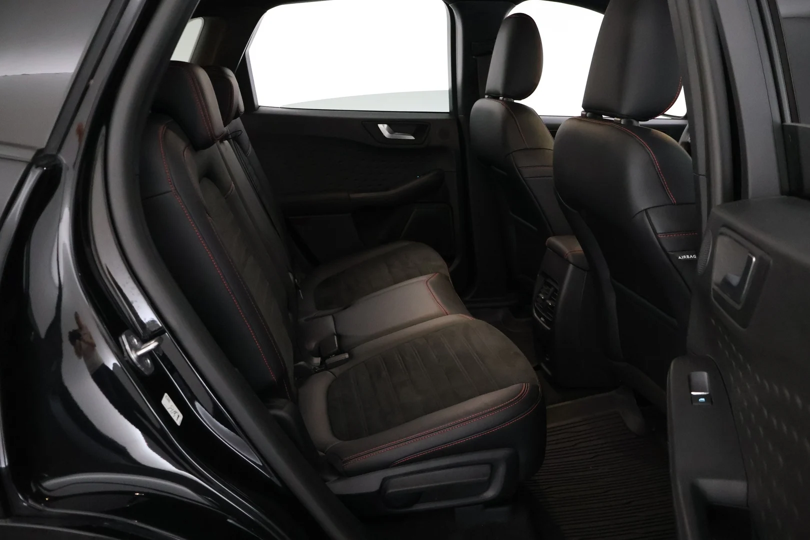 Car Image - JCiQcPJ7Qs1WlvgVR2L30