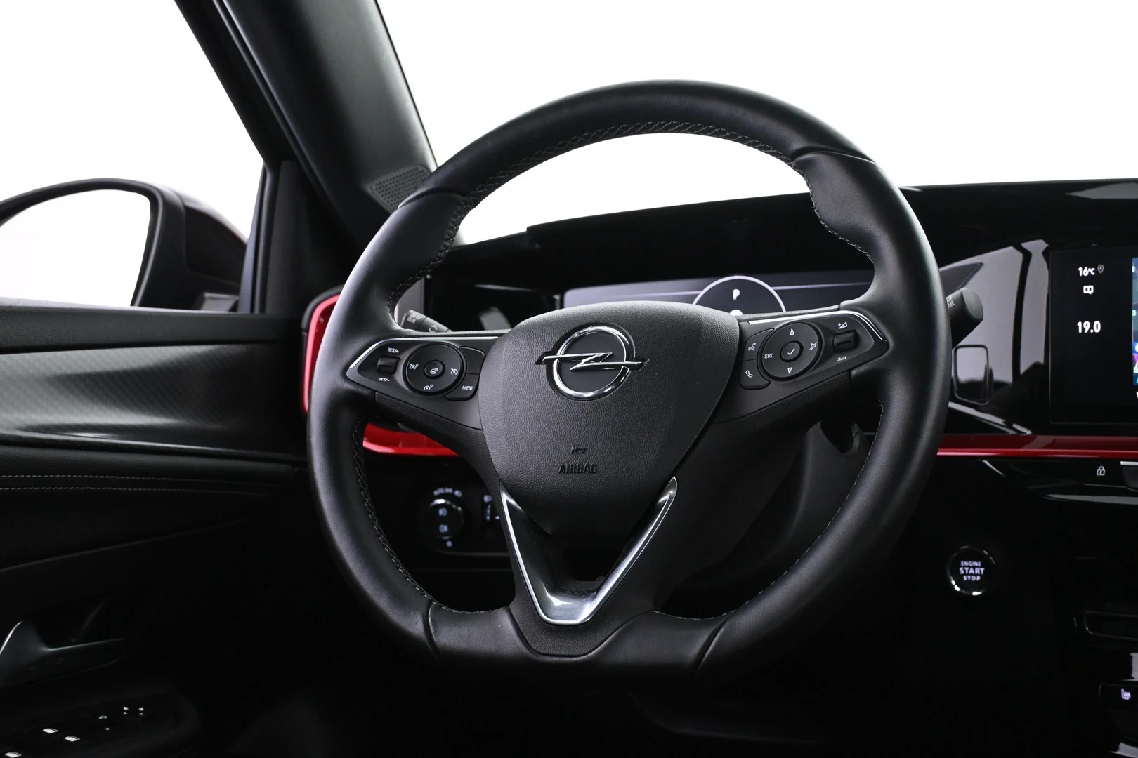 Car Image - 6ScOenLXRKCBmebWbgfvUf
