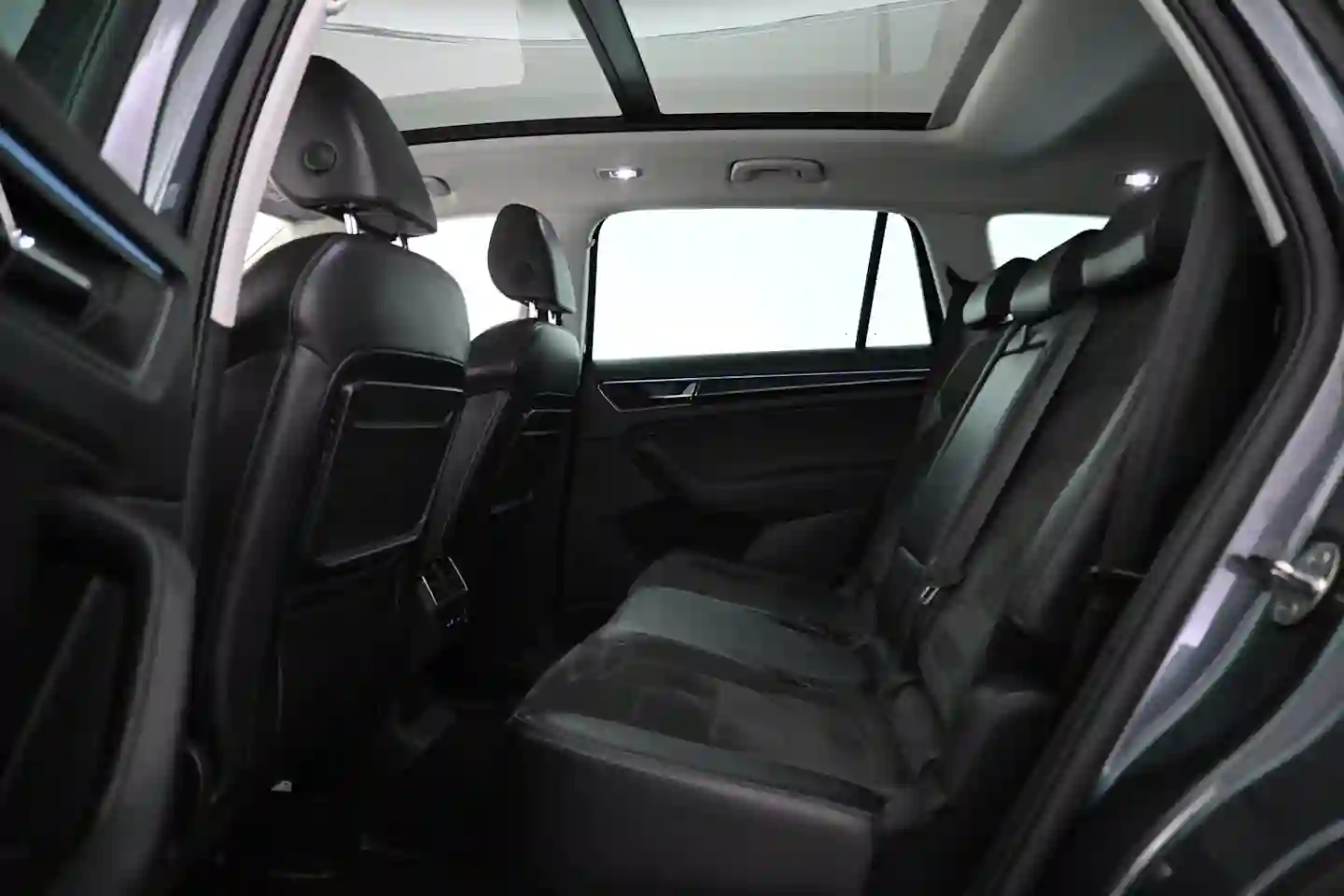Car Image - 4C80NqqGDtXKOM2sDBhuSp
