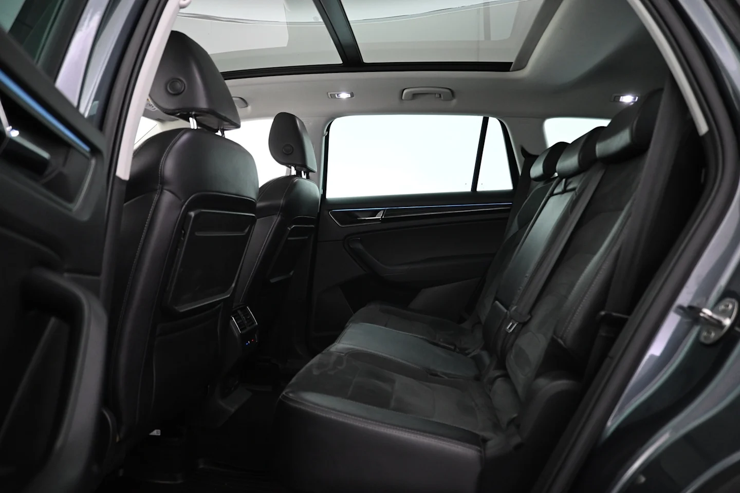 Car Image - 4C80NqqGDtXKOM2sDBhuSp