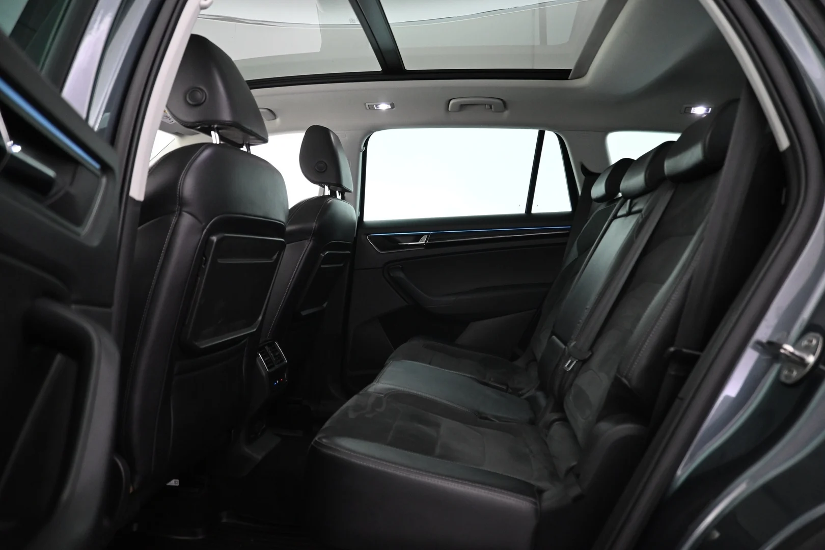 Car Image - 4C80NqqGDtXKOM2sDBhuSp