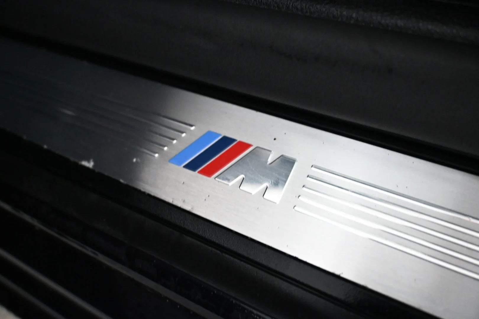 Car Image - 2jHSQzV2yCcJE3vsfXamPf