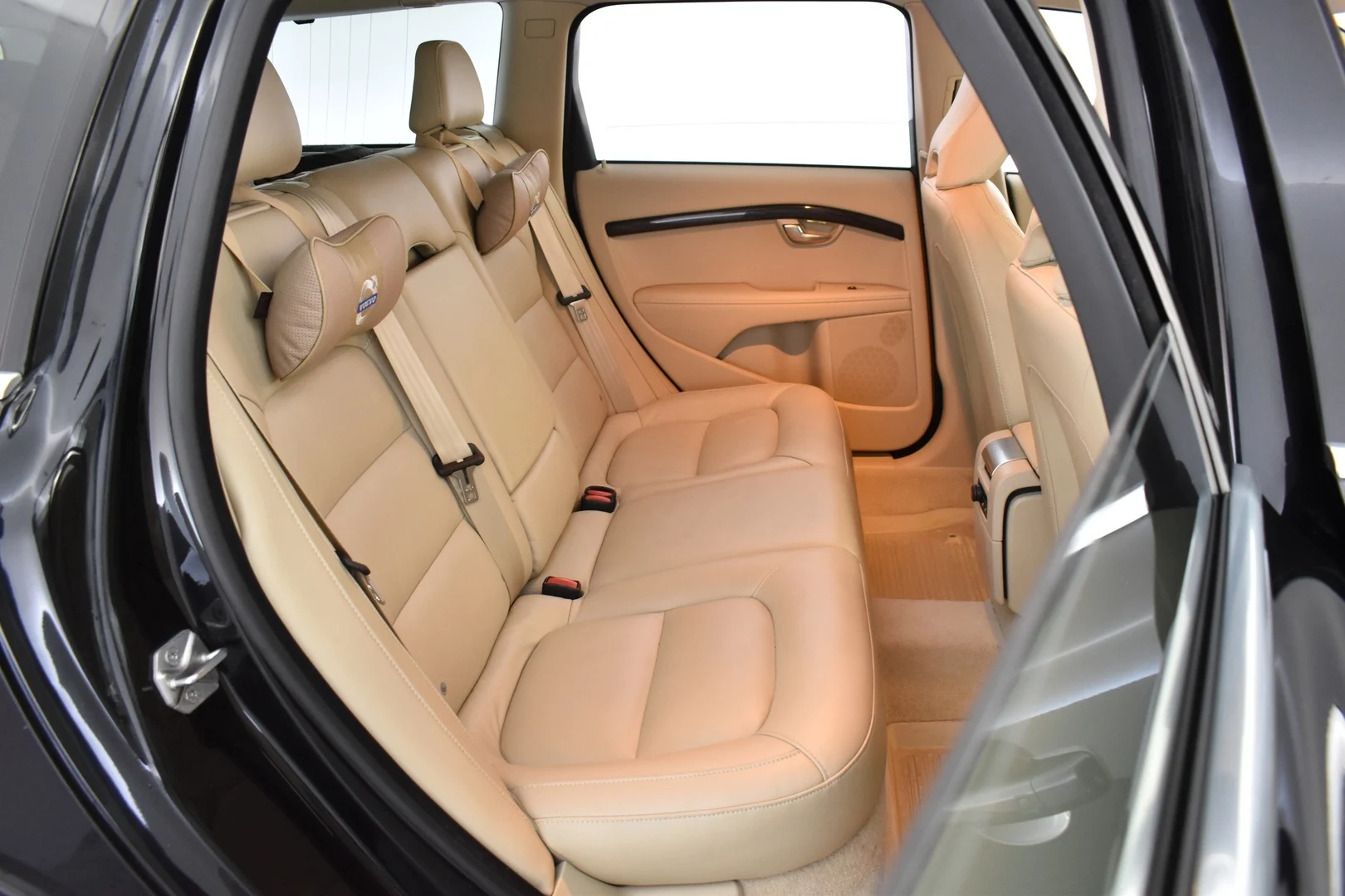 Car Image - 3n47pmr5KSRZSlaonLzfxR