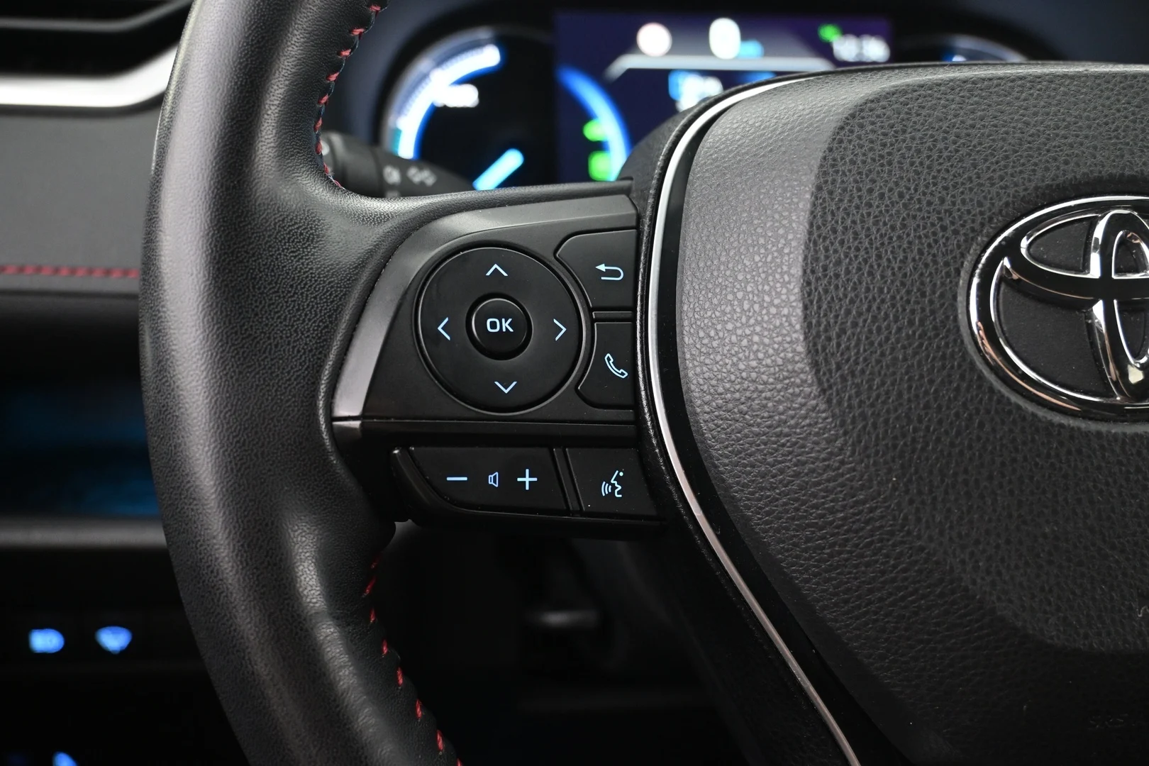 Car Image - 2reW8wtYtL92fYYKhJIJ7o