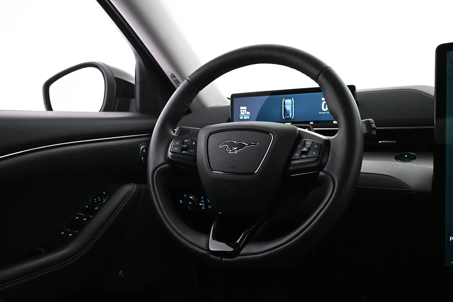Car Image - 18LVVWT8IEWtmILCXISd4c
