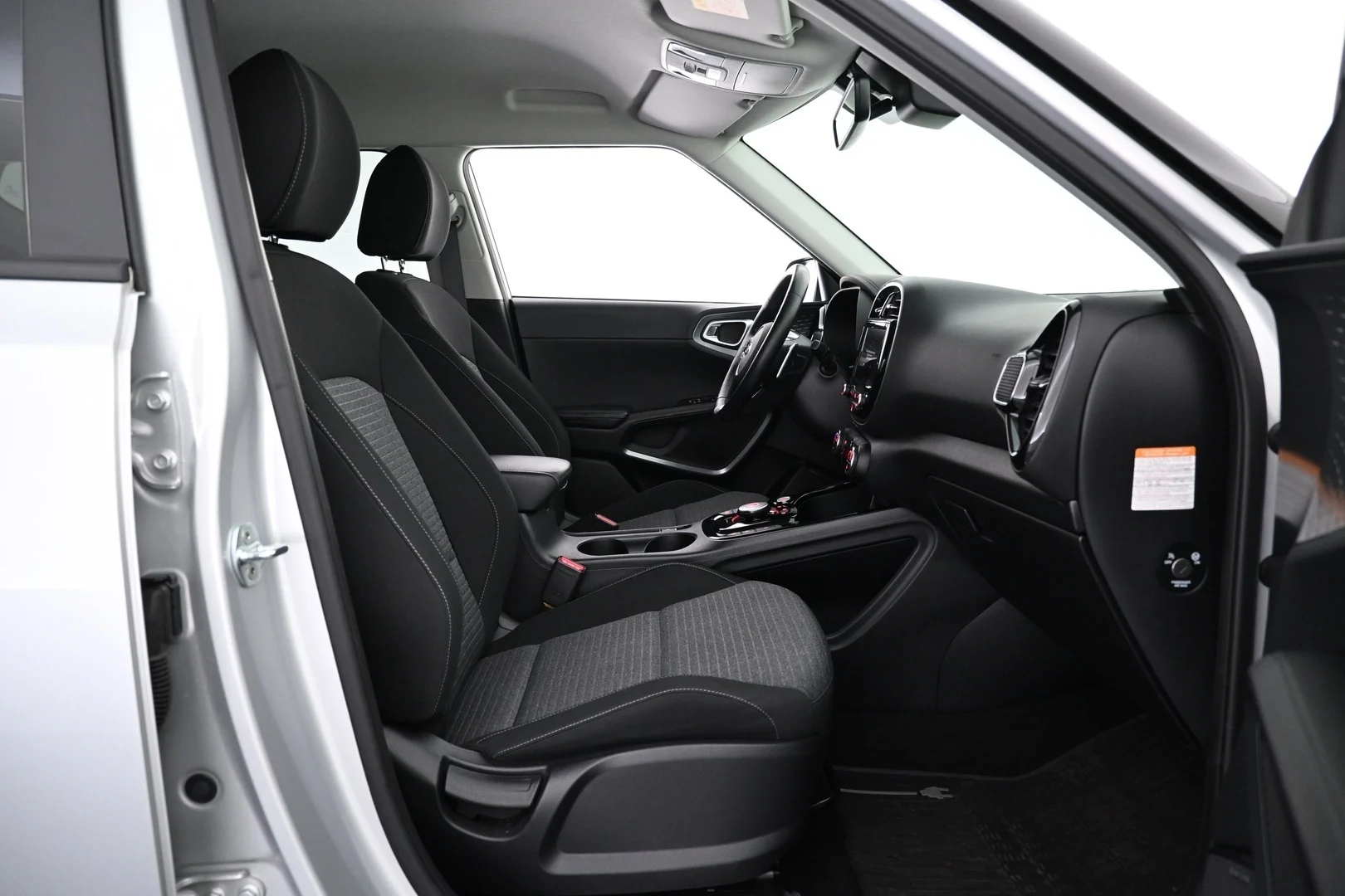 Car Image - 1Z7YAFKNkEPvaxiWFGmLrQ