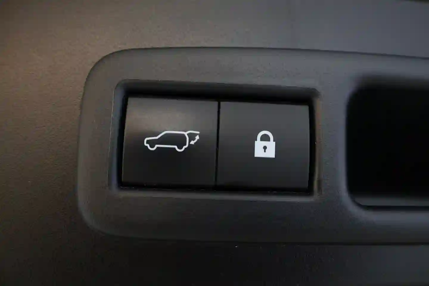 Car Image - 5W3fYYVt907P4hv1aem1RE