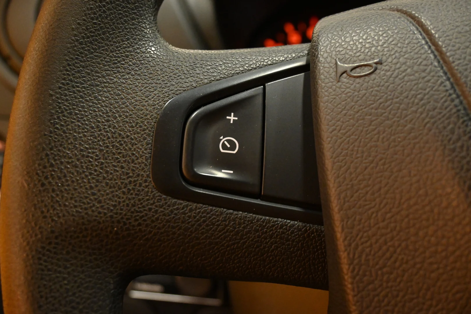 Car Image - 4kkOMQkUMX1Df8rCMpcUqF