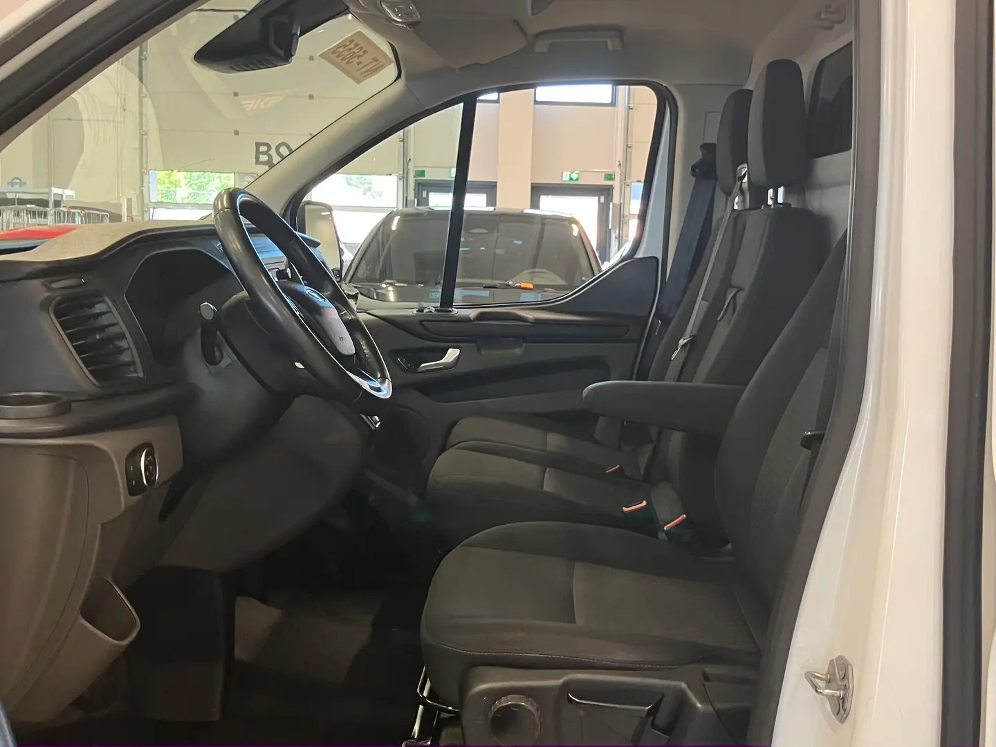 Car Image - 2joyRI31BqtVlRGkXIOmjB