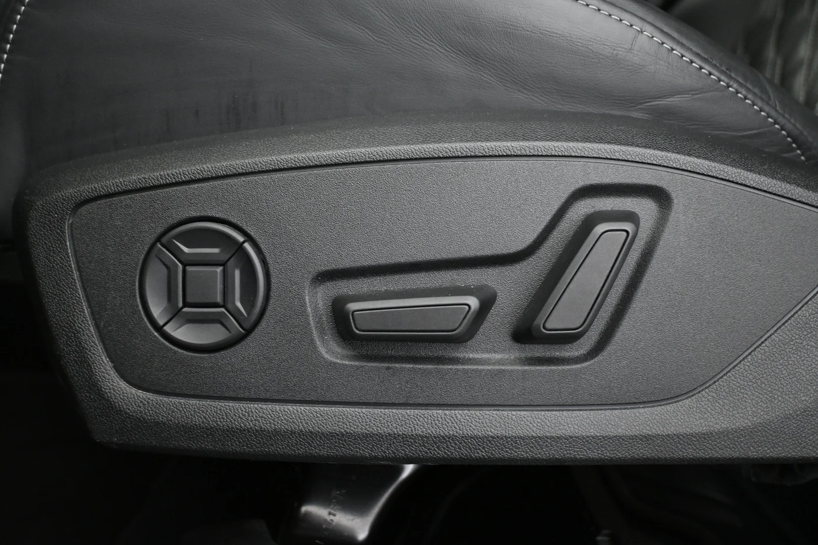 Car Image - q9WrH6Peld5pqYHBlf41l