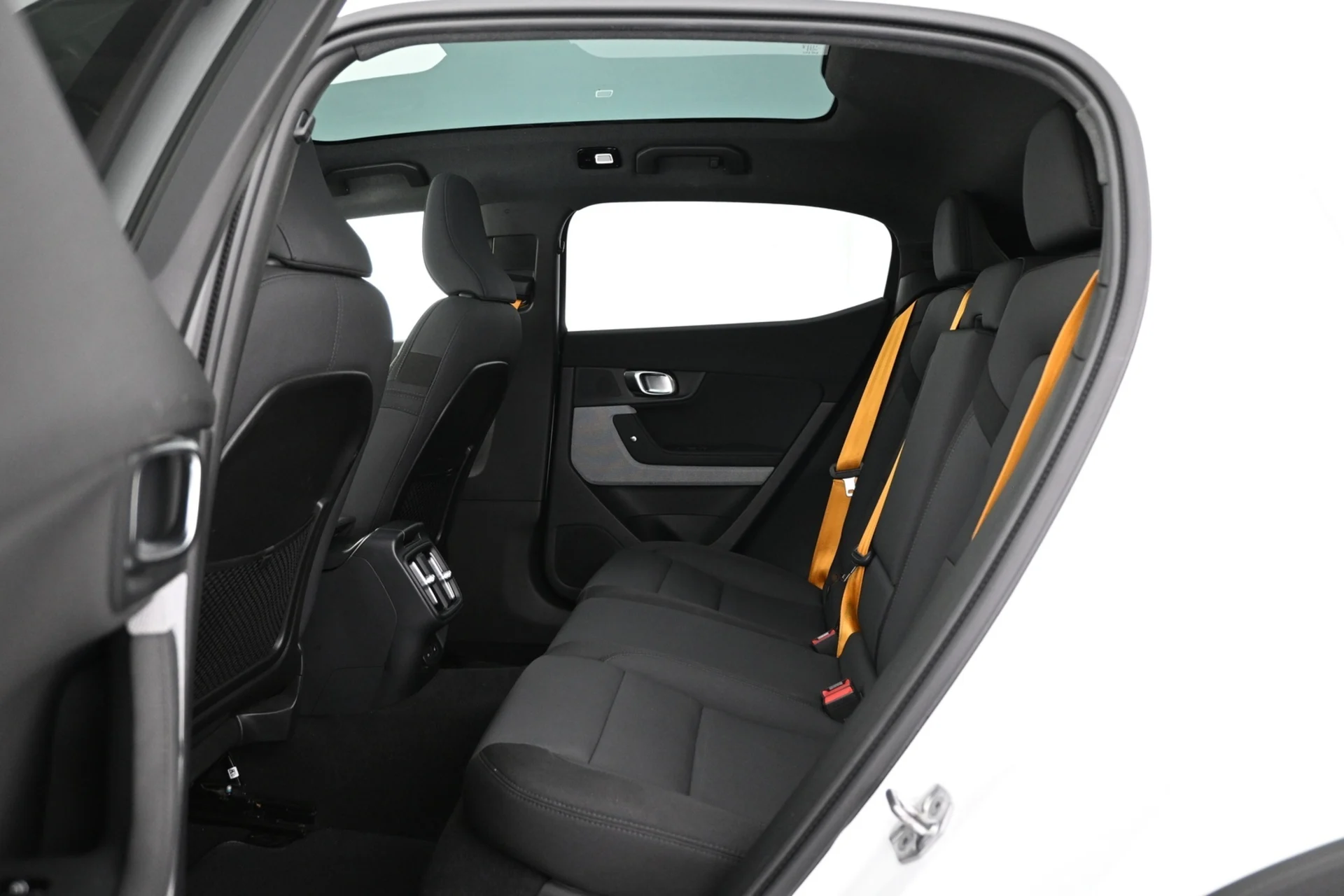 Car Image - LCzTpYPyAqGIkZJG0X8IP