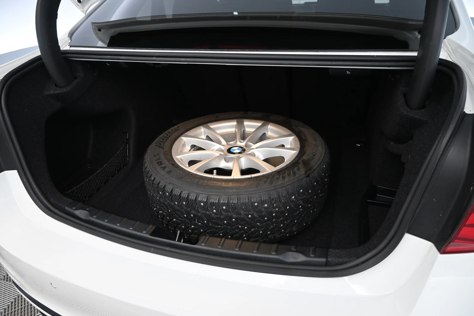 Car Image - 41wDM4hgukprV31jNhalP4