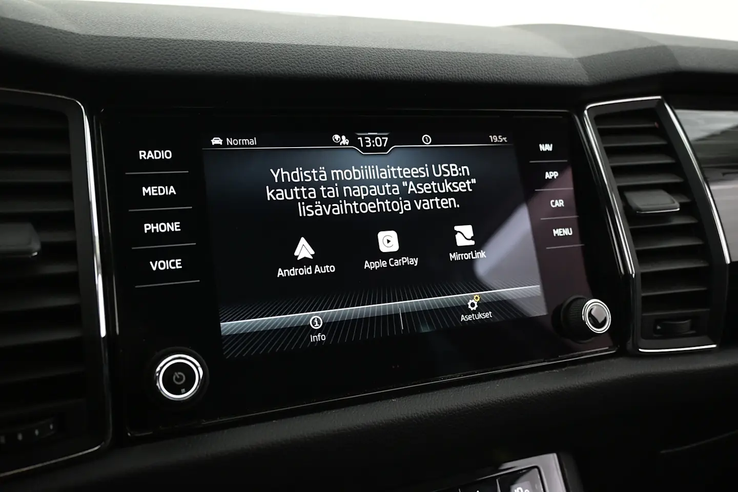 Car Image - 43jbylorwvF4qSghF8emRC