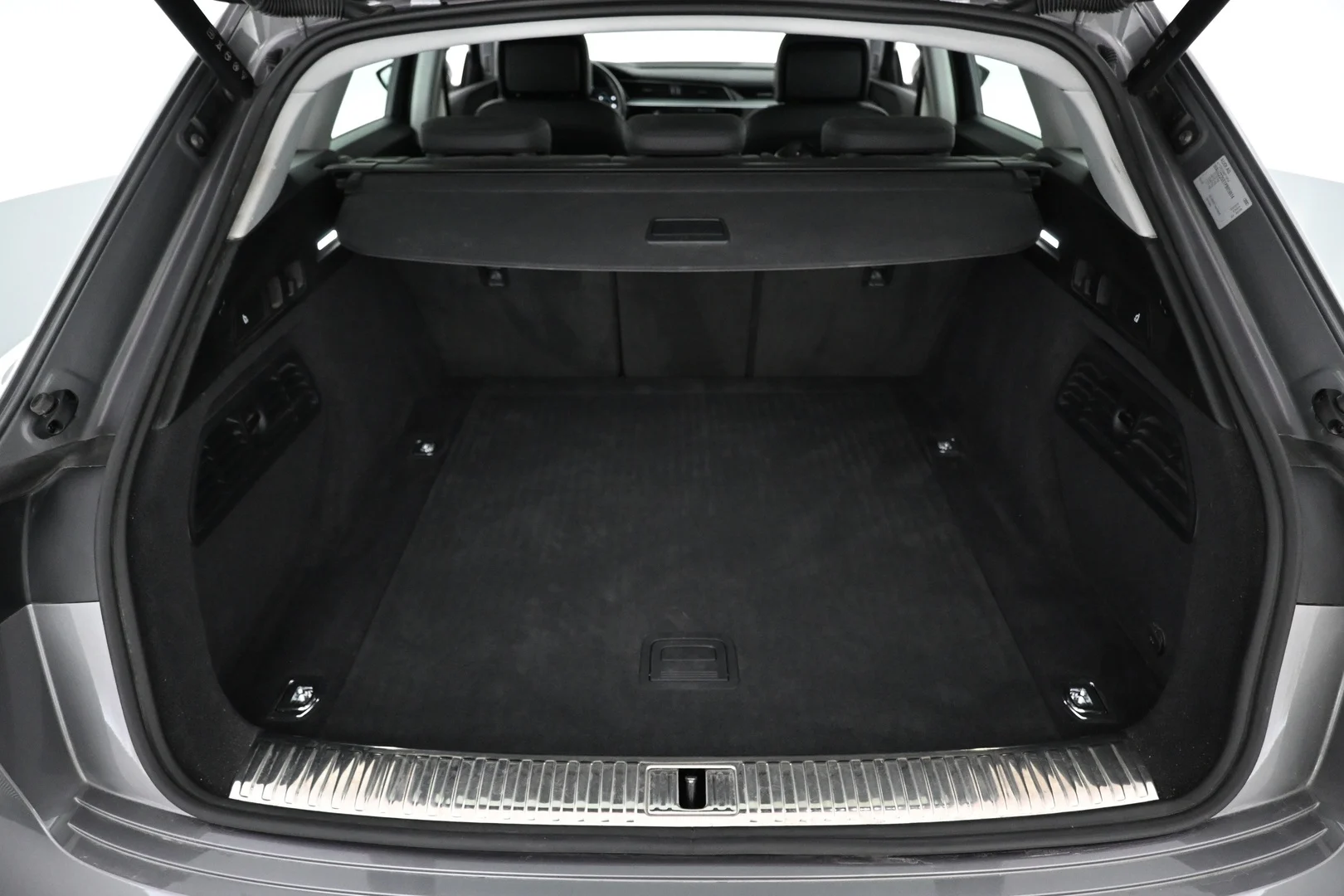 Car Image - 3oybUdBvGjiW7gJNkC1Sdw