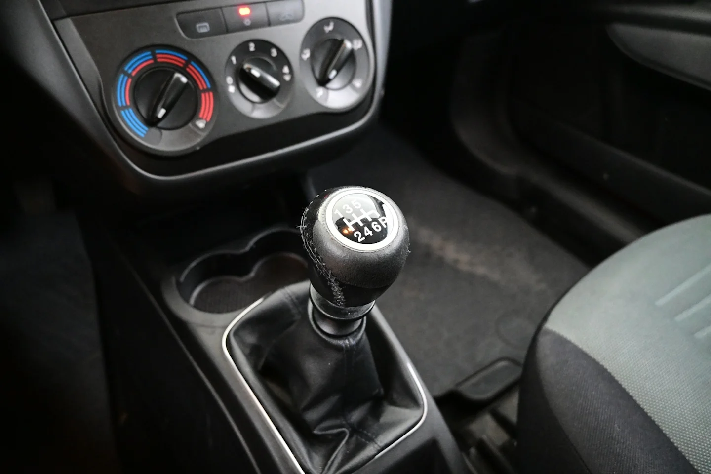 Car Image - 2b4iuUKLc3UuJ7hRTkjjoF