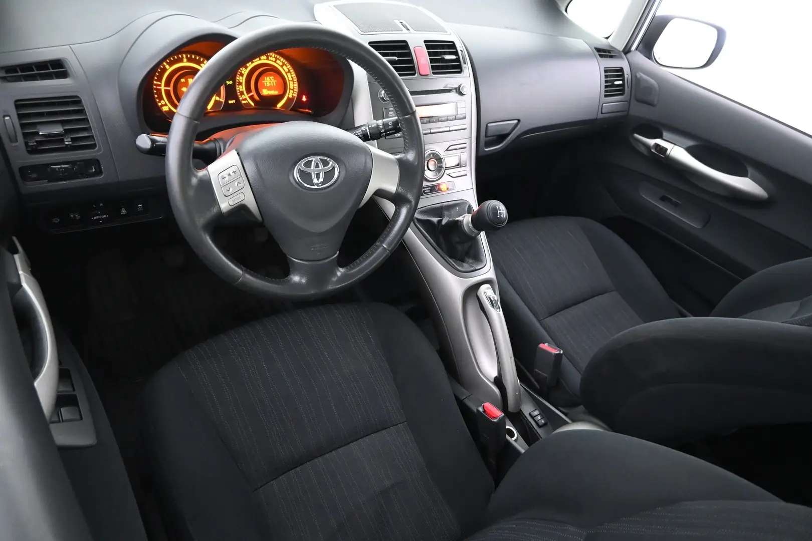 Car Image - n1fF1Q7eegPF6NBWN2uaK