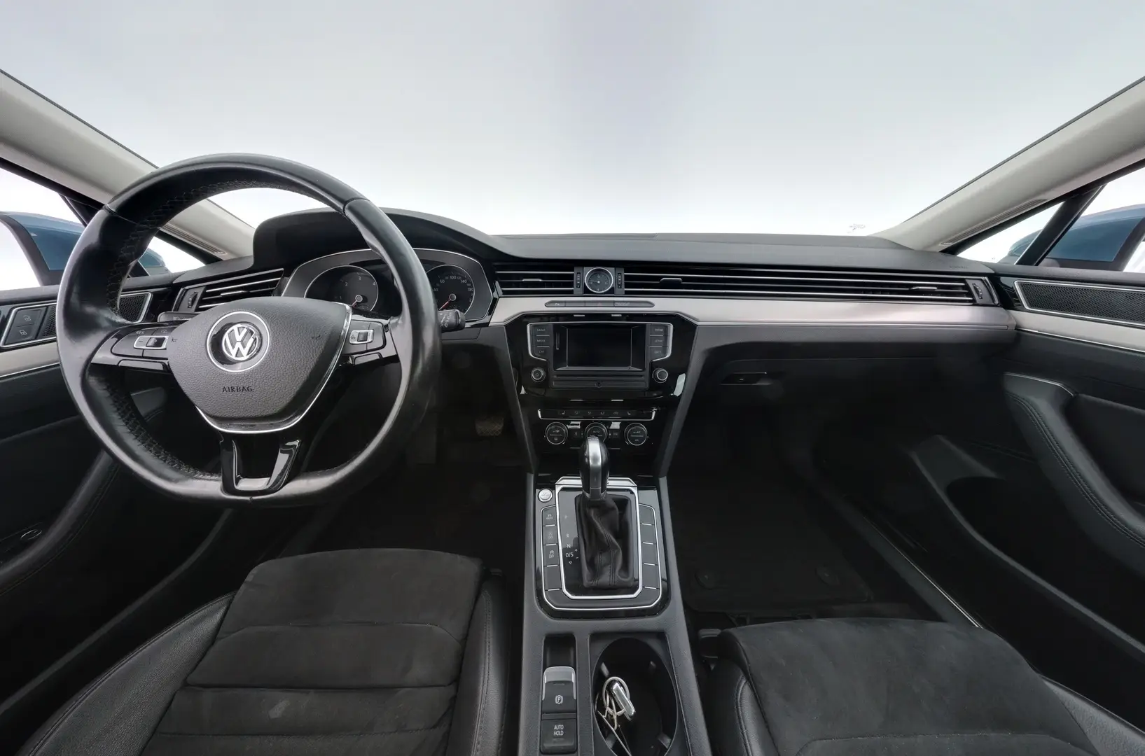 Car Image - AmPOWkyIszQ86j5yAwRQf
