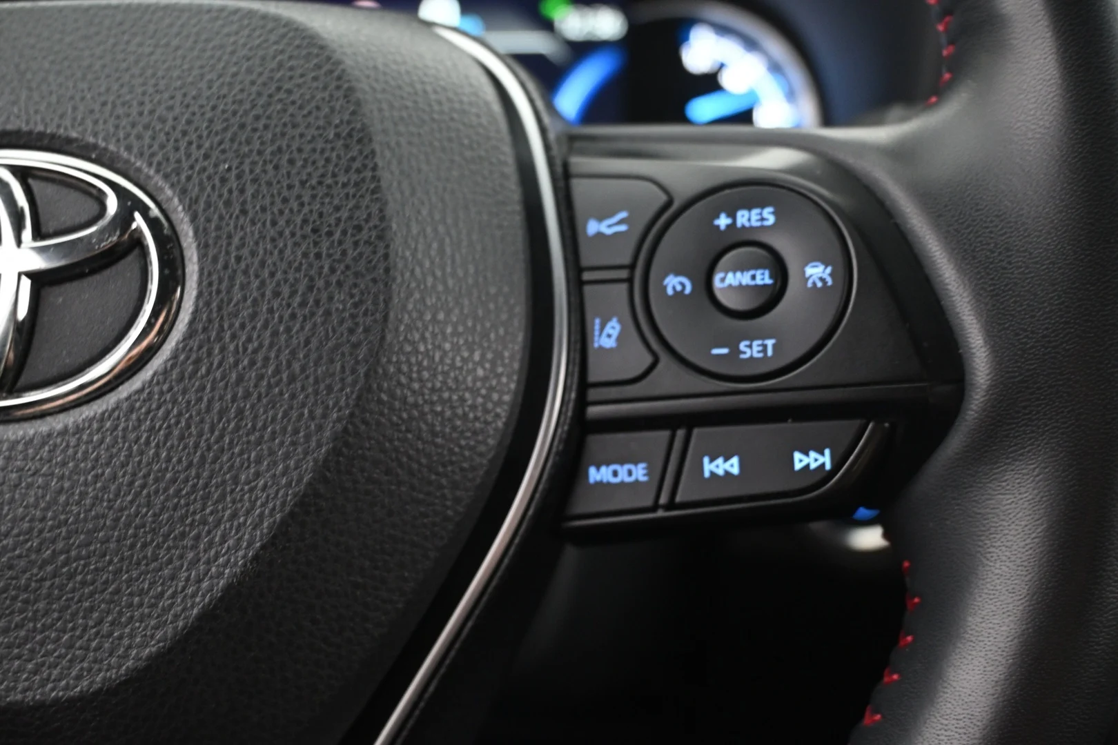 Car Image - 2reW8wtYtL92fYYKhJIJ7o