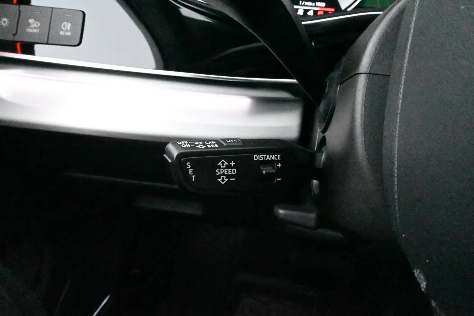 Car Image - 5NtqHOEUfpiUMa9xpOzx5c