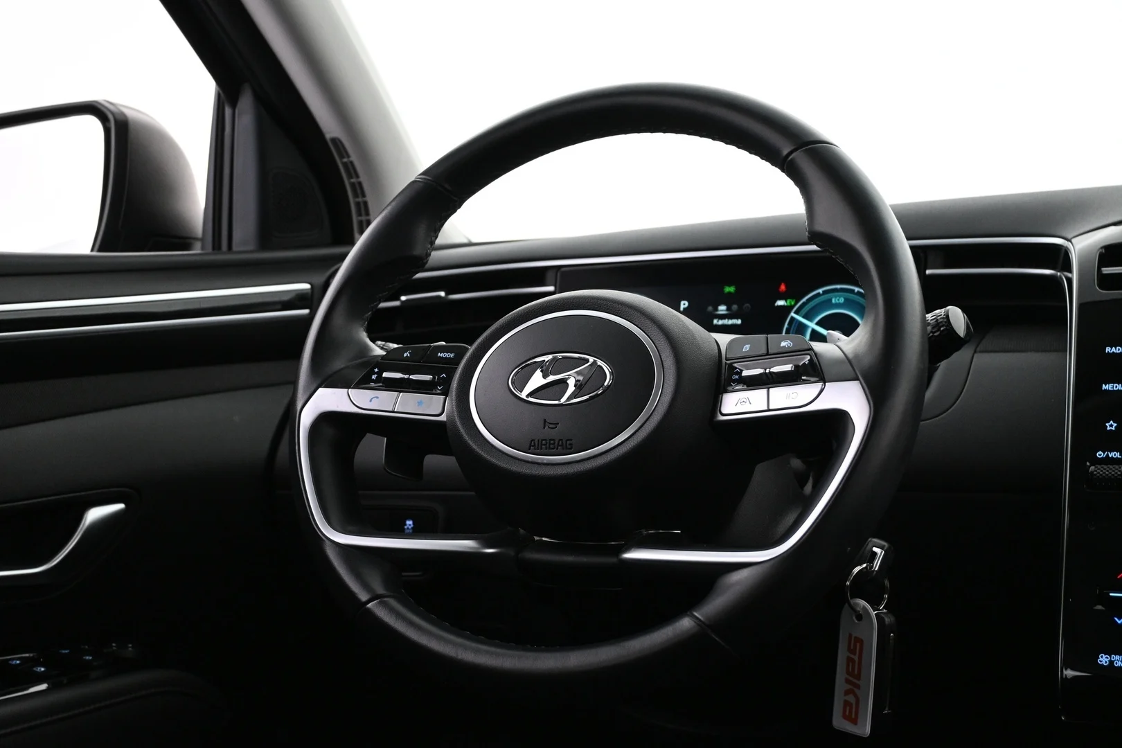 Car Image - 6CtvPAOGkYURbCcYCz03V2