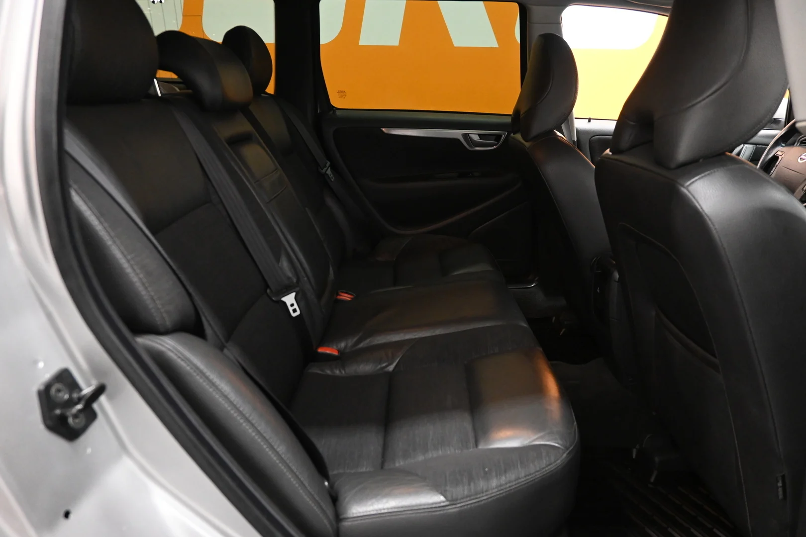 Car Image - 7HyVUKXXcH5WHTI9VZbp92