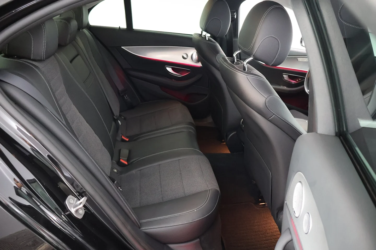 Car Image - 4Ncl7J2RXruZazxtrIAu7g