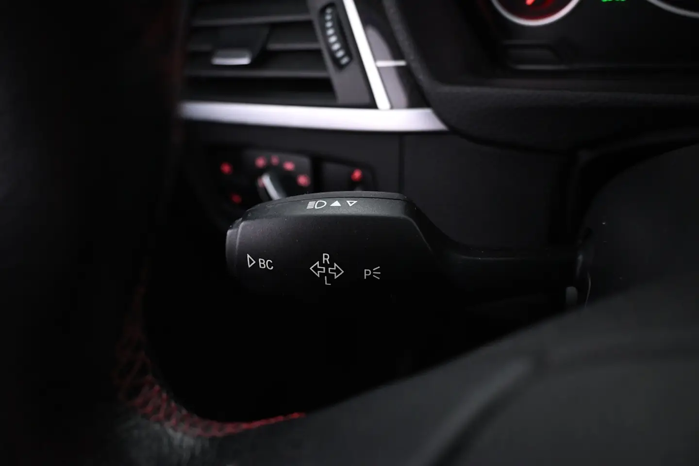 Car Image - 9wUrFsry32HuOTxy7sgyb