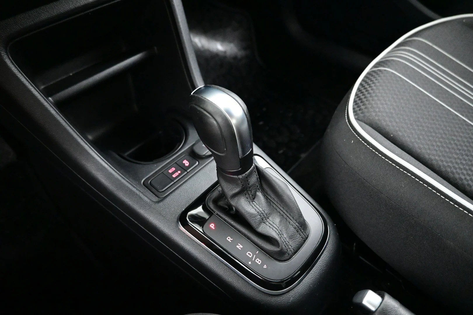 Car Image - 7bIXENLRxrPC9w1sddoVFe