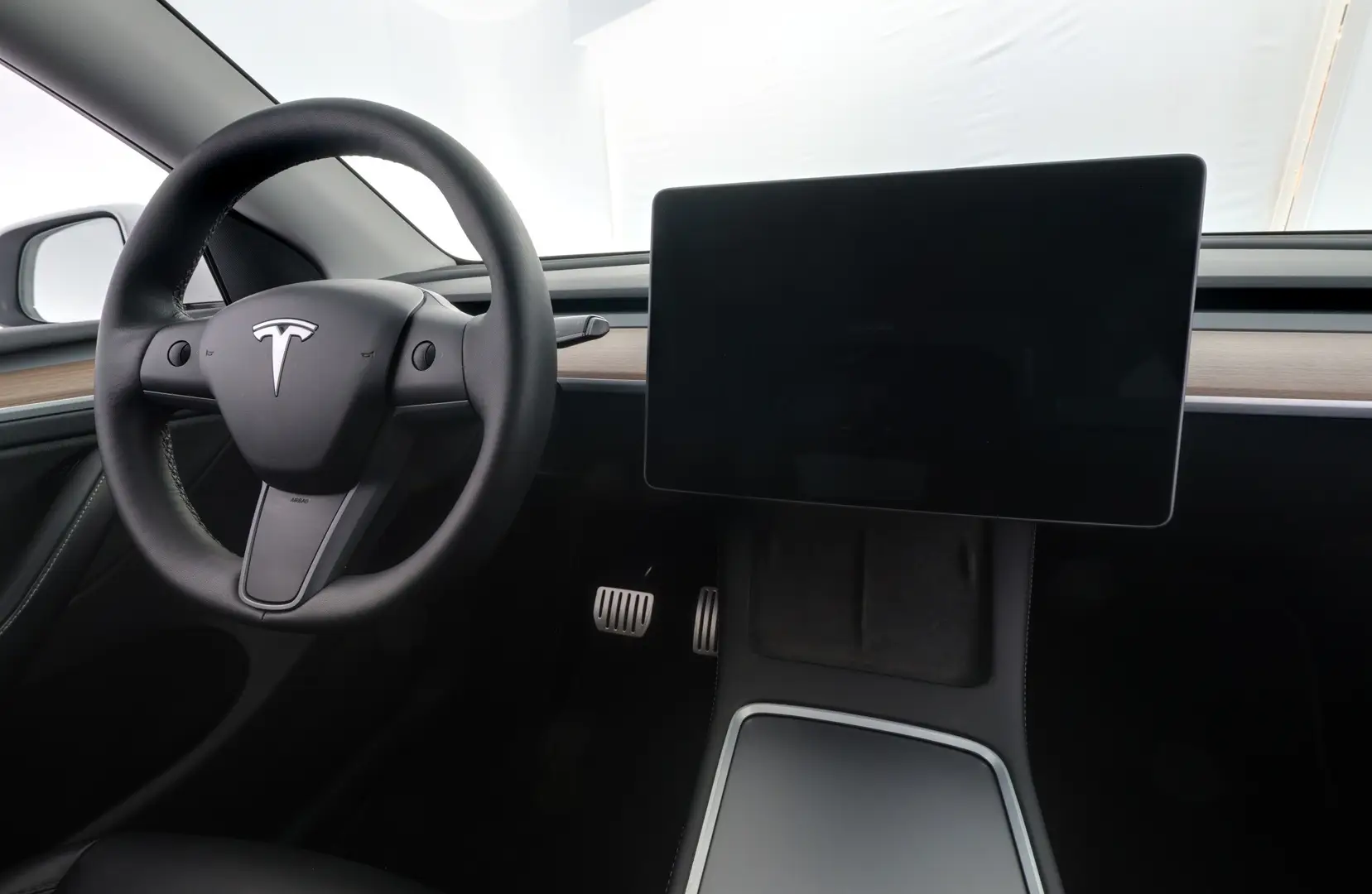 Car Image - PpAfKviyL4AL81ehjDYDn