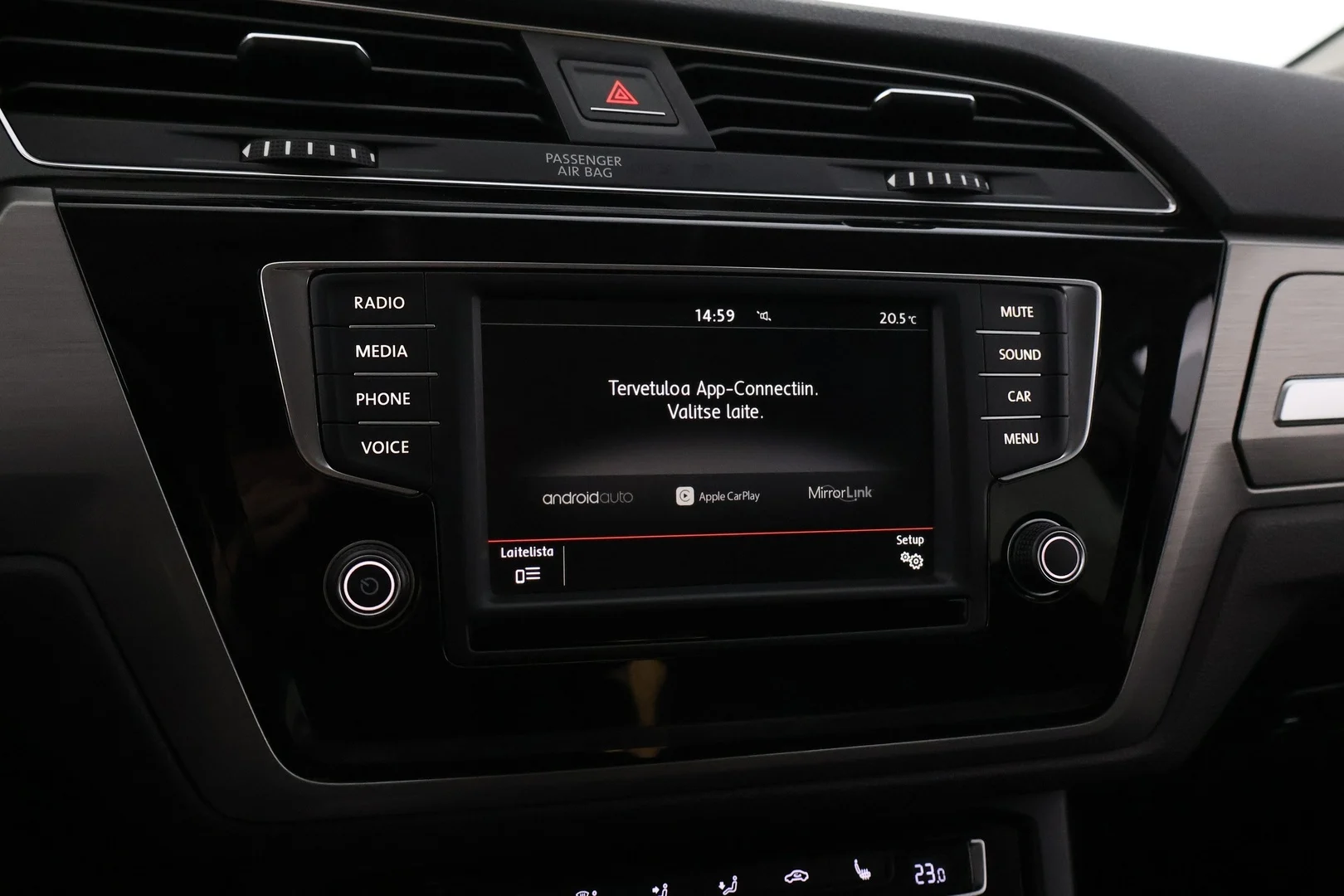 Car Image - 6EXBeMvwwNJN4QVGU5Rk0W