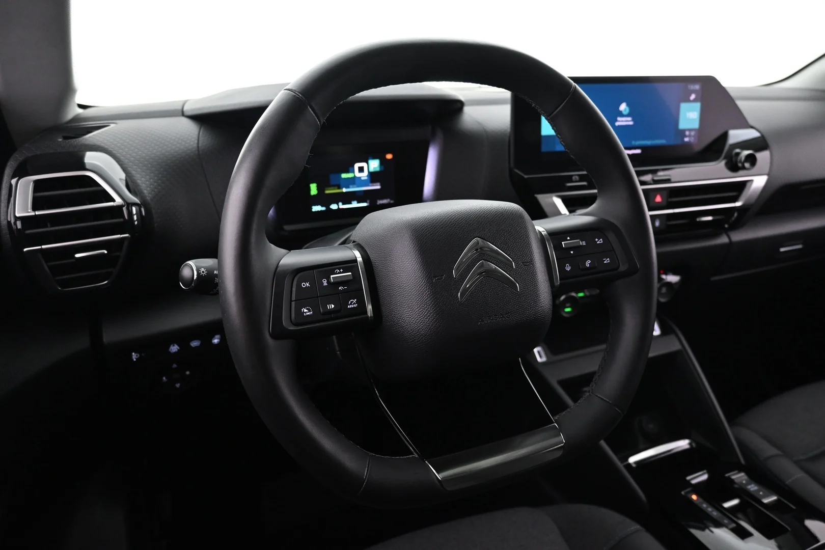 Car Image - aeY7CbHuvW5eIdAoPk4wr