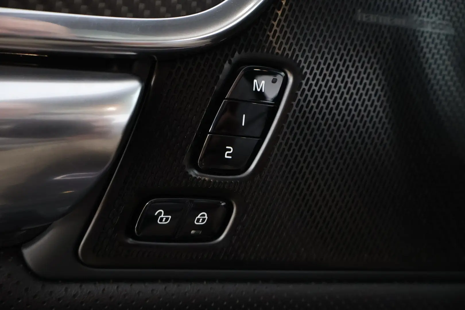 Car Image - 4CysrqAGhqwzv57W66Tmfg