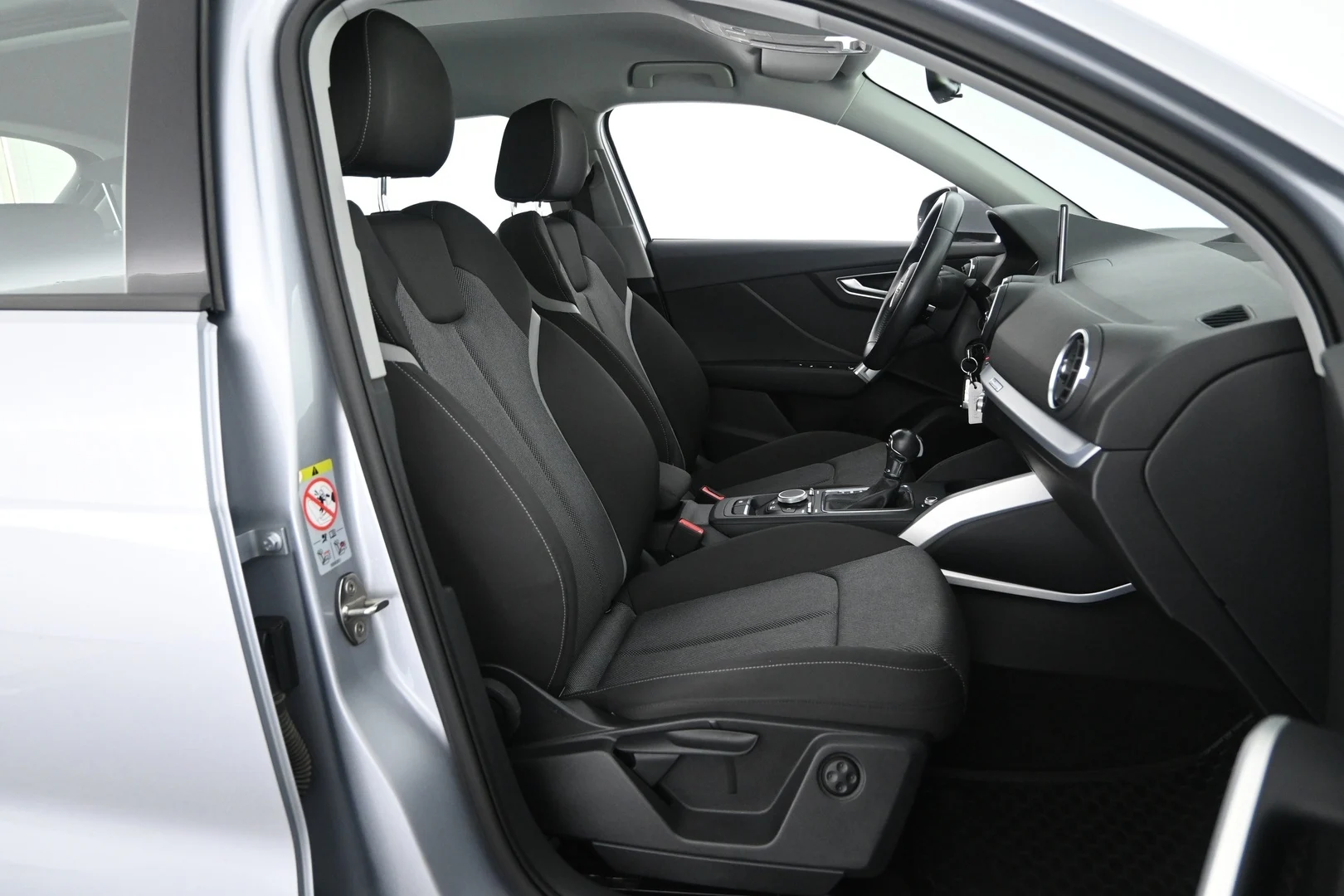 Car Image - XWwBGPBwsnWUfvbqR3xn0