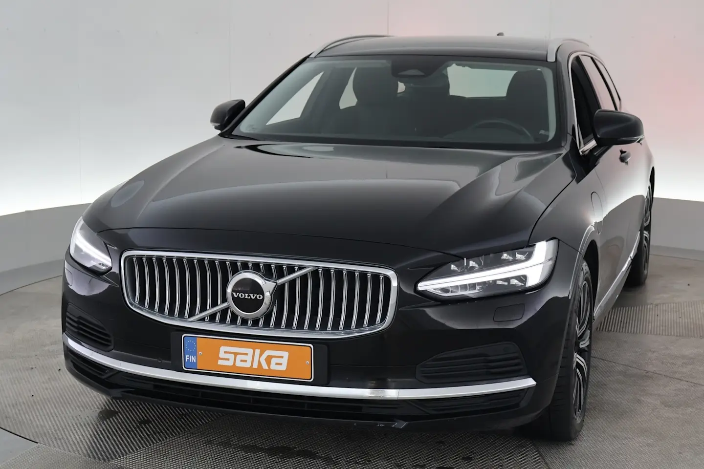 Car Image - 3YH1vpQW71BFXo5zbQGTJ6