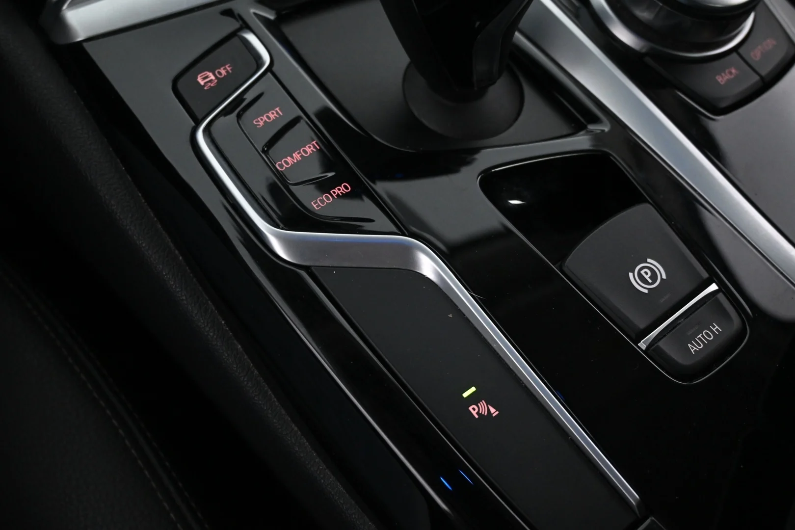Car Image - 4wWgQ49MtpCN1RVQlVxeHO