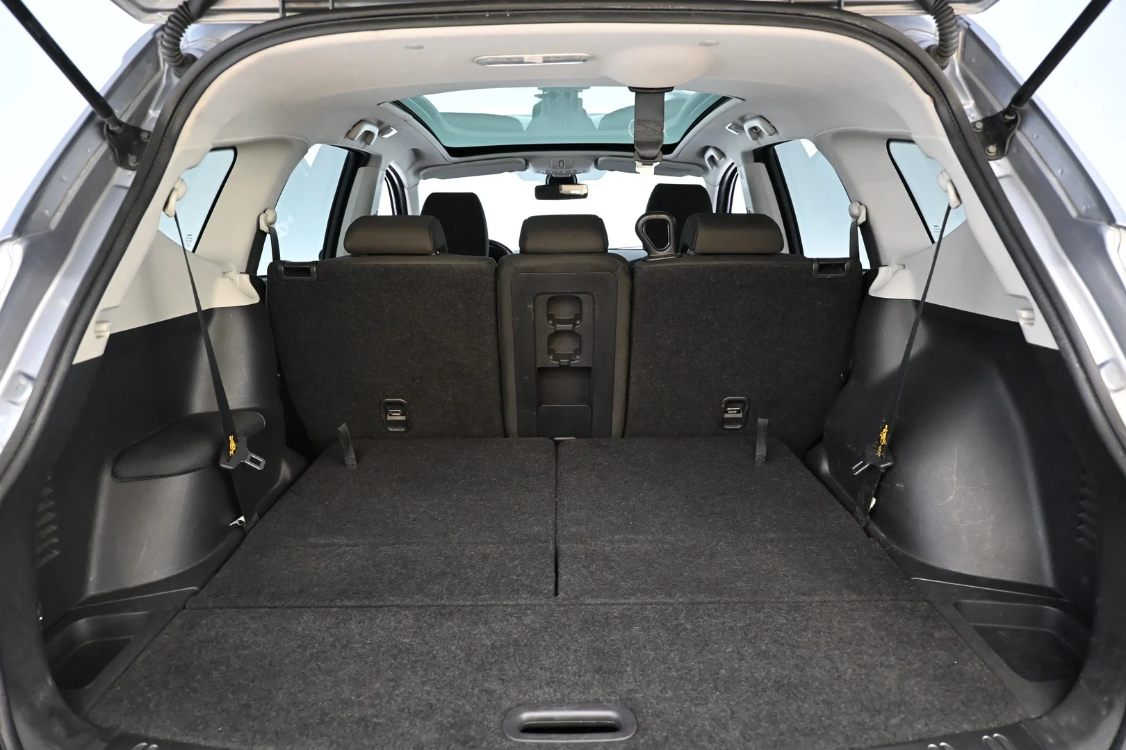 Car Image - 6JrN3gJiWmBSFj141RD389