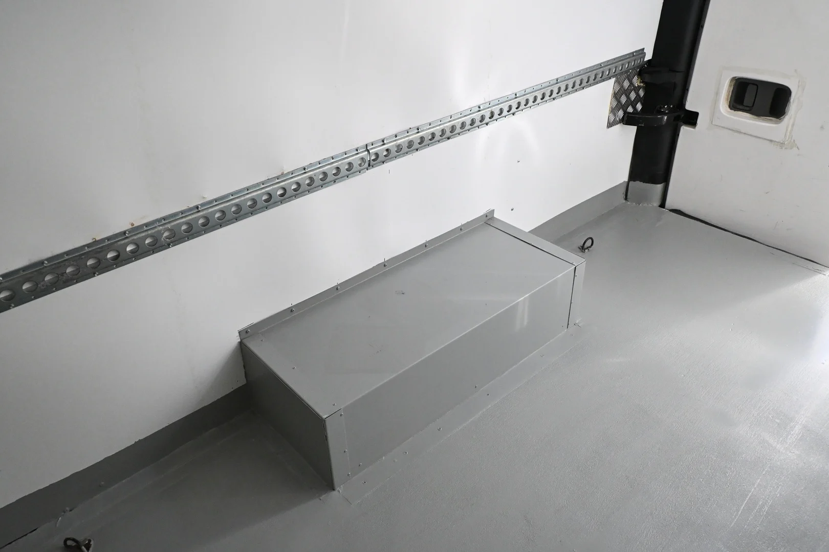 Car Image - 1LzQFhSKA9xlrsuJf2gI8g