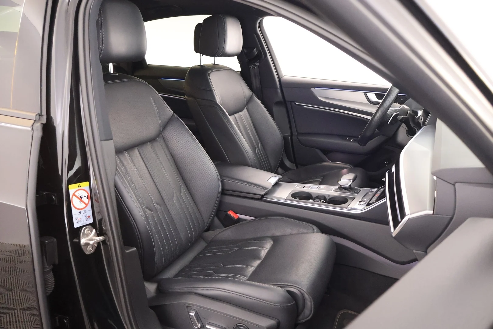 Car Image - 24eEmNmgtBECgw7qgq5lfM