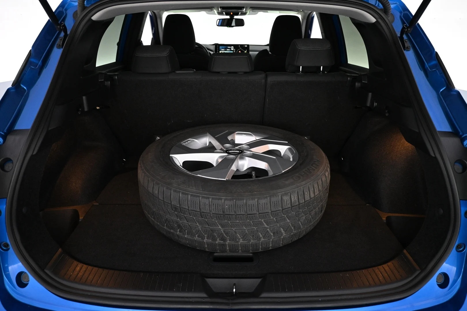 Car Image - 2qY1ioKgI6oRSZwzGFbYFU