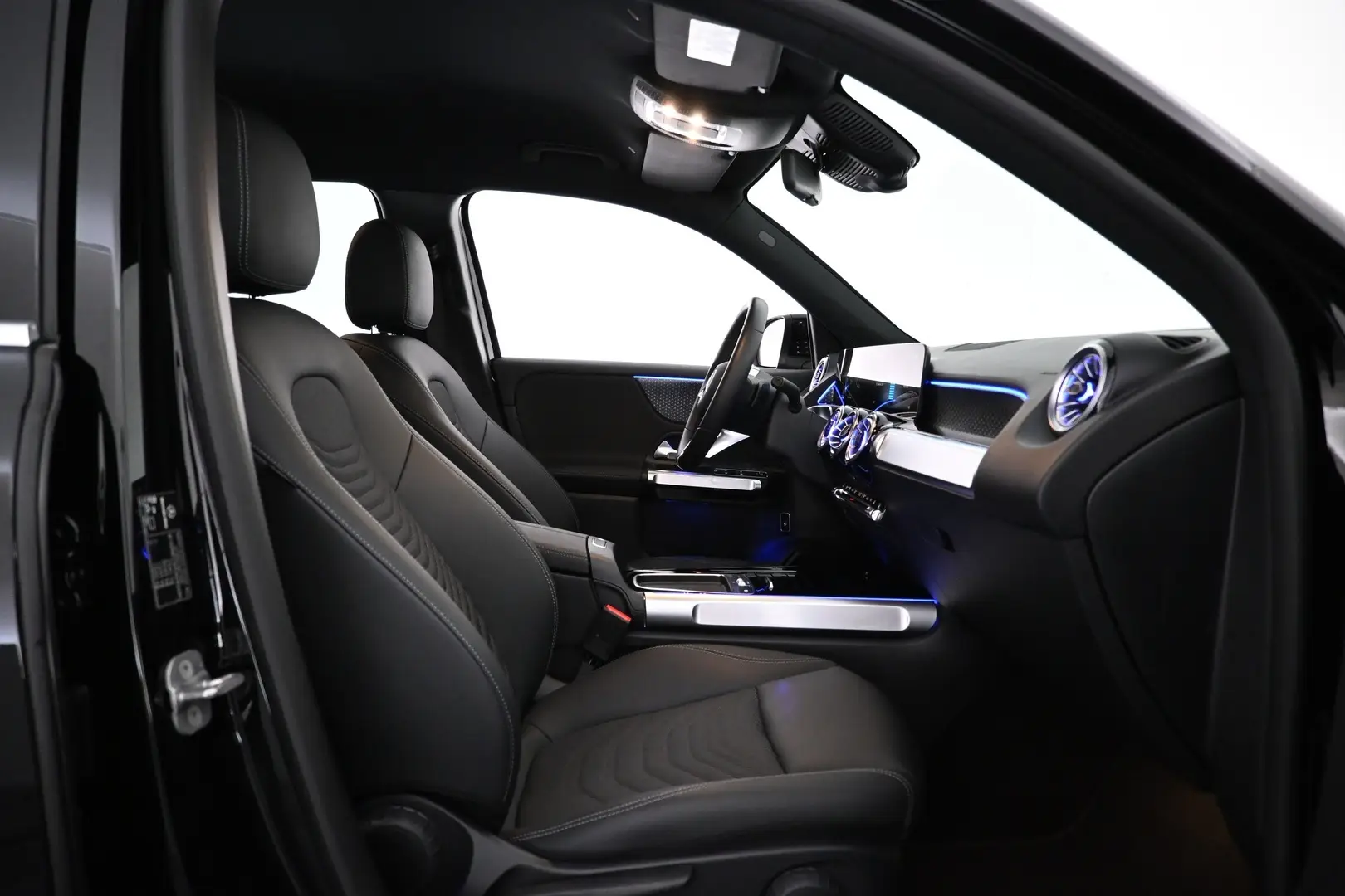 Car Image - 1VY5lvcQq9B0aR7HJIWWwq