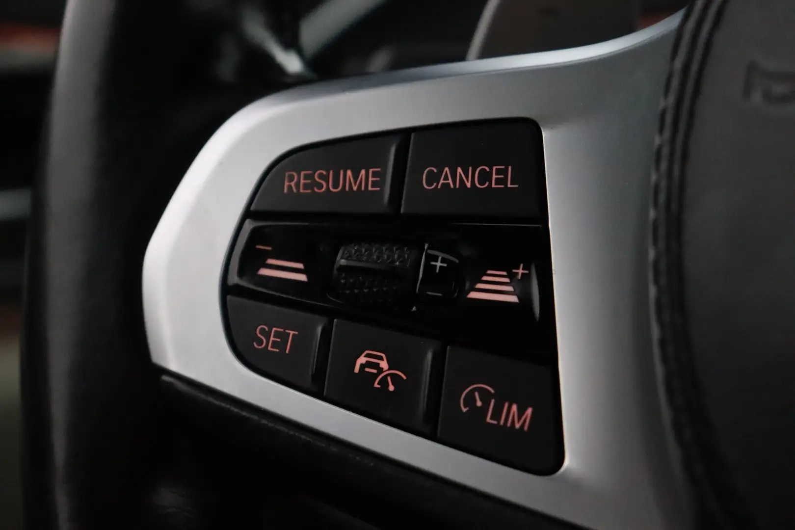 Car Image - 1RGHoL4av30gUcMSEWpxLq