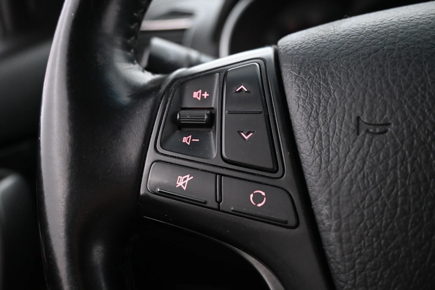 Car Image - 4kPJ8kgAbx0w7TjMbwxH7c